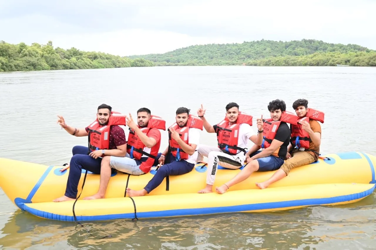 Party Cruise Goa Gallery 4